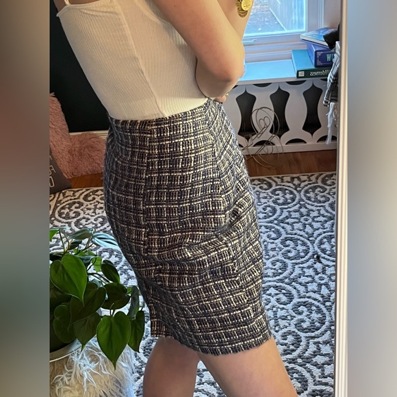 Vintage looking tweed mini skirt ✨ - Picture 3 of 4